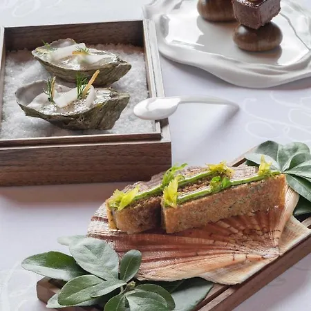 Georges Blanc Parc & - Relais & Chateaux Szálloda 5*