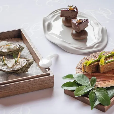 Georges Blanc Parc & - Relais & Chateaux 5*