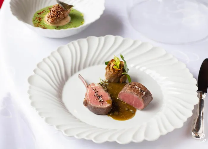 Georges Blanc Parc & - Relais & Chateaux ホテル 5*