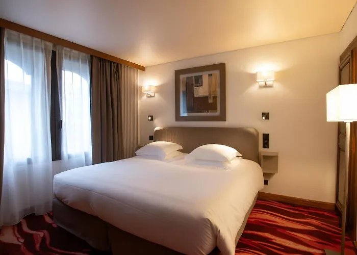 ホテル Georges Blanc Parc & - Relais & Chateaux 5*