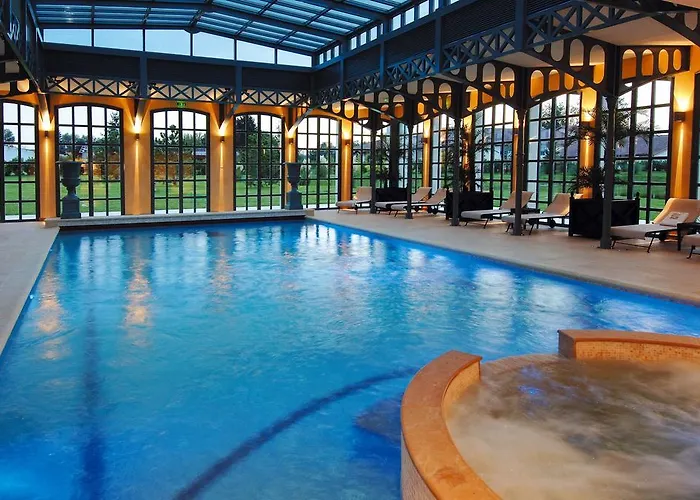 ホテル Georges Blanc Parc & - Relais & Chateaux ヴォナ
