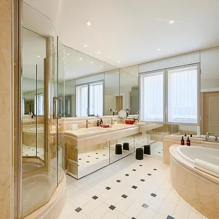 Georges Blanc Parc & - Relais & Chateaux