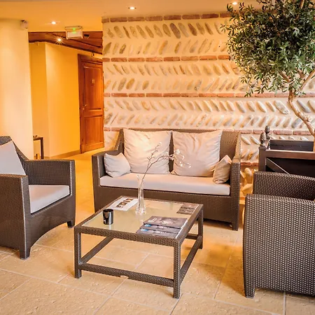 Hotel Georges Blanc Parc & - Relais & Chateaux 5*